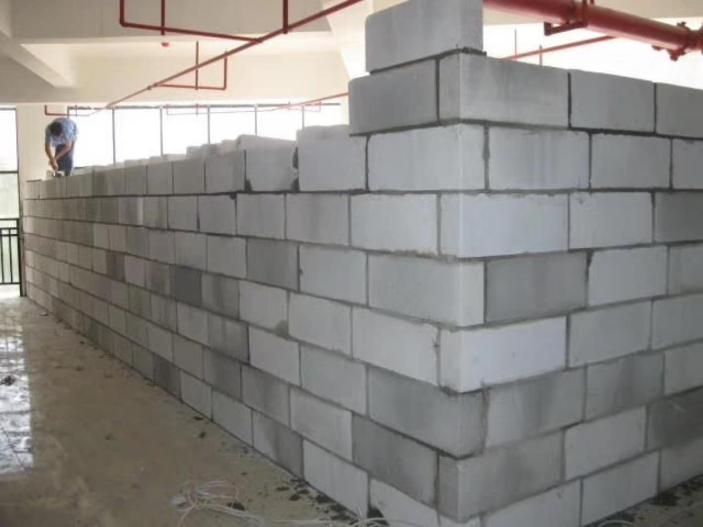庆云蒸压加气混凝土砌块承重墙静力和抗震性能的研究